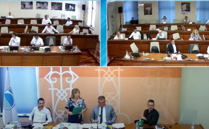 Žustra rasprava na sjednici Gradskog vijeća u Mostaru: Diskusija i oko zajedničkog - toaleta