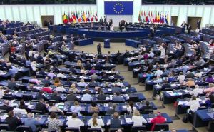 Europski parlament: Oni koji negiraju genocid i glorificiraju ratne zločine ne smiju biti u EU