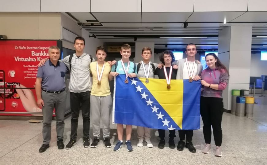 Svečano dočekan tim Bosne i Hercegovine, osvajači medalja na Matematičkoj olimpijadi
