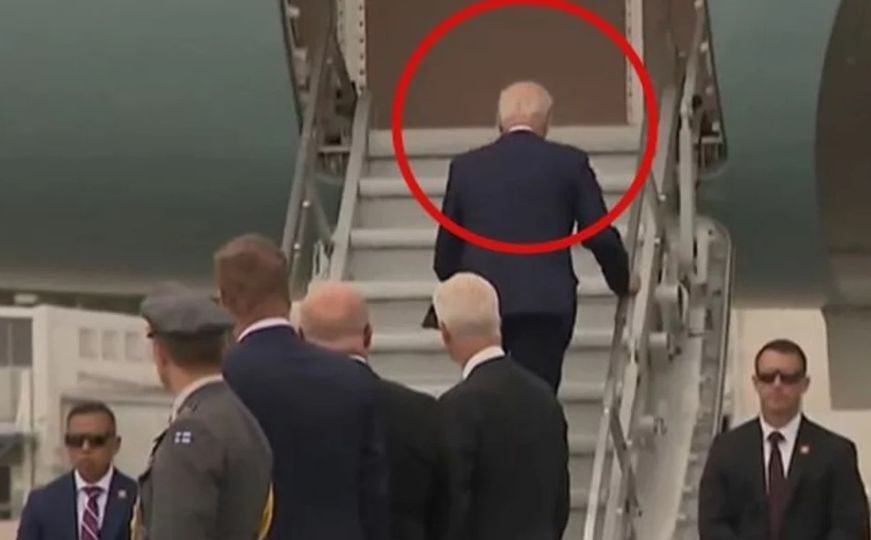 Joe Biden zamalo pao ulazeći u Air Force One, oglasio se njegov doktor