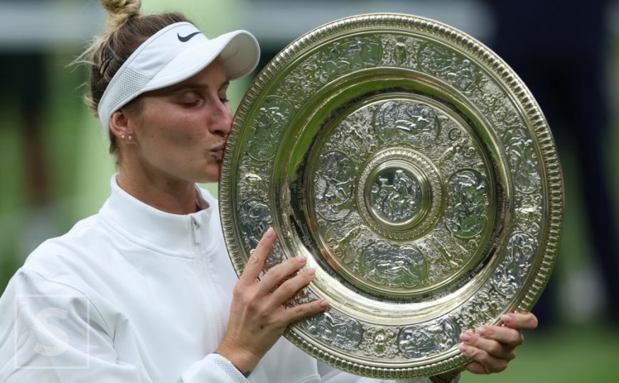 Senzacija u Wimbledonu: Marketa Vondrušova osvojila prvi Grand Slem trofej u karijeri