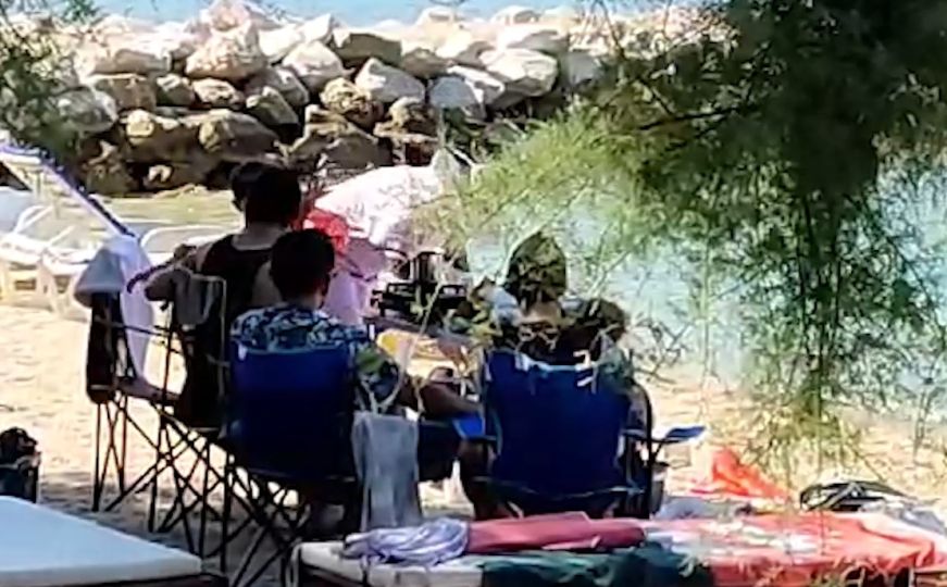 Hit dana: Turisti donijeli kuhalo na plin i džezvu na plažu kod Splita, a onda su došli komunalci