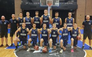 Sretno Zmajići: Juniorska košarkaška reprezentacija BiH otputovala na Evropsko prvenstvo B divizije