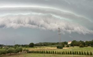 Hrvatskoj se približava novo nevrijeme: Vatrogasci izdali upozorenje kako se ponašati tokom oluje