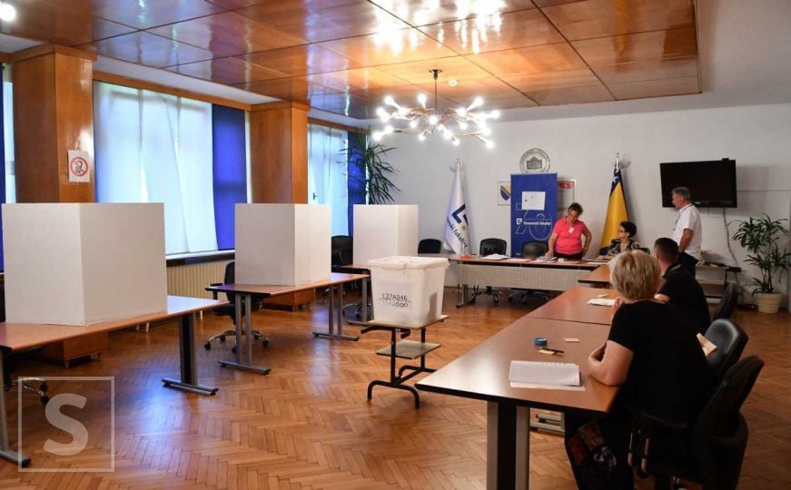 Sarajlije i referendum u općini Stari Grad: Do 11 sati izašlo manje od pet posto glasača