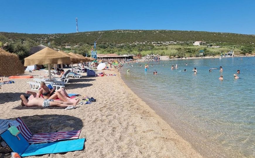 Užas na plaži u Hrvatskoj: 'Prošli smo horor. Ptica je pokušavala iskopati oči našem djetetu'