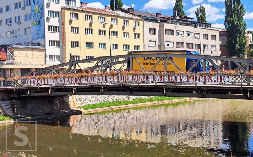 Horde zla sjajnom akcijom širom Sarajeva pozivaju navijače na utakmicu protiv Sloge