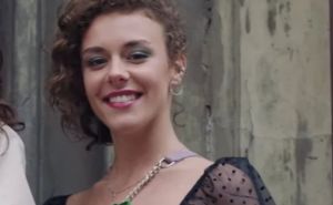 Mlada glumica iz Crne Gore doživjela stravičan sudar: Auto potpuno smrskano, jedva ostala živa