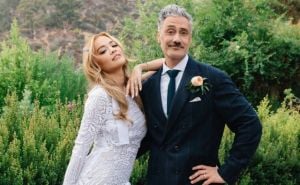 Rita Ora i Taika Waititi podijelili slike s vjenčanja i otkrili istinu o tome gdje su to učinili