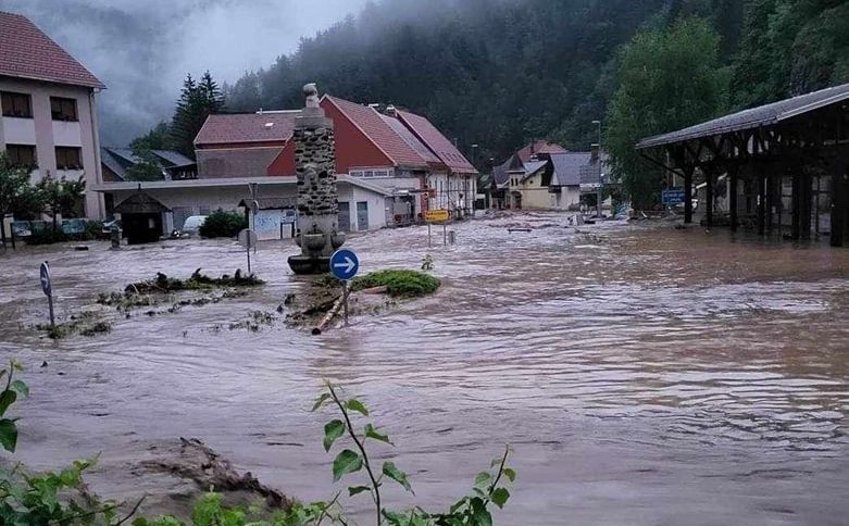 Katastrofalne poplave u Sloveniji: Rijeka Mura probila nasip, nekoliko sela evakuisano