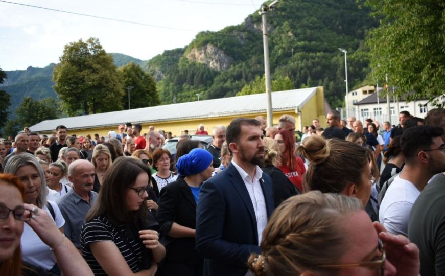 Ministar Delić na protestima u Jablanici: 'Enisa Klepo postala zaštitno ime borbe za prava radnika'