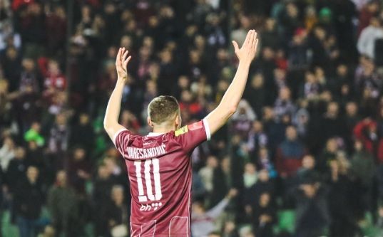 Dal Varešanović se oprostio od navijača FK Sarajevo: 'Klub će zaraditi od neznalice i tatinog sina'