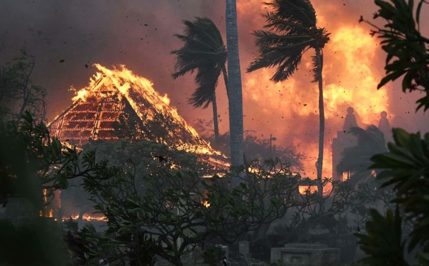 Požar razorio Havaje: "Bilo je vrelo svuda oko mene, osjećao sam se kao da će mi se majica zapaliti"