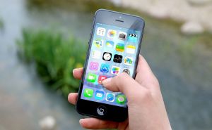 Rusko ministarstvo zabranilo zaposlenicima da za posao koriste - iPhone