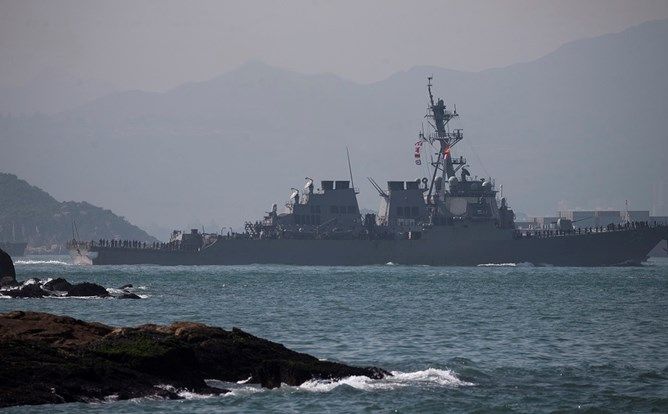 Drama u Crnom moru: Ruska mornarica ispalila hice upozorenja i presrela teretni brod