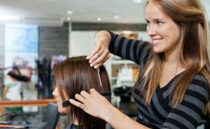 Ovo je pet savršenih frizura za tanku kosu