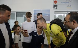 Fudbaleri Fenerbahcea doputovali u Maribor: Edin Džeko izazvao pometnju na aerodromu