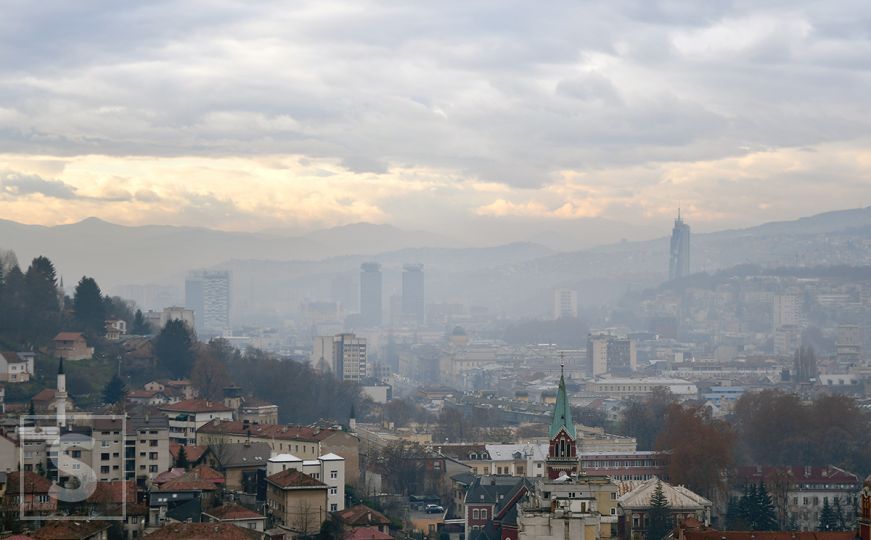 Ne pomaže nam ni ljeto: Sarajevo ponovo među najzagađenijim gradovima na svijetu