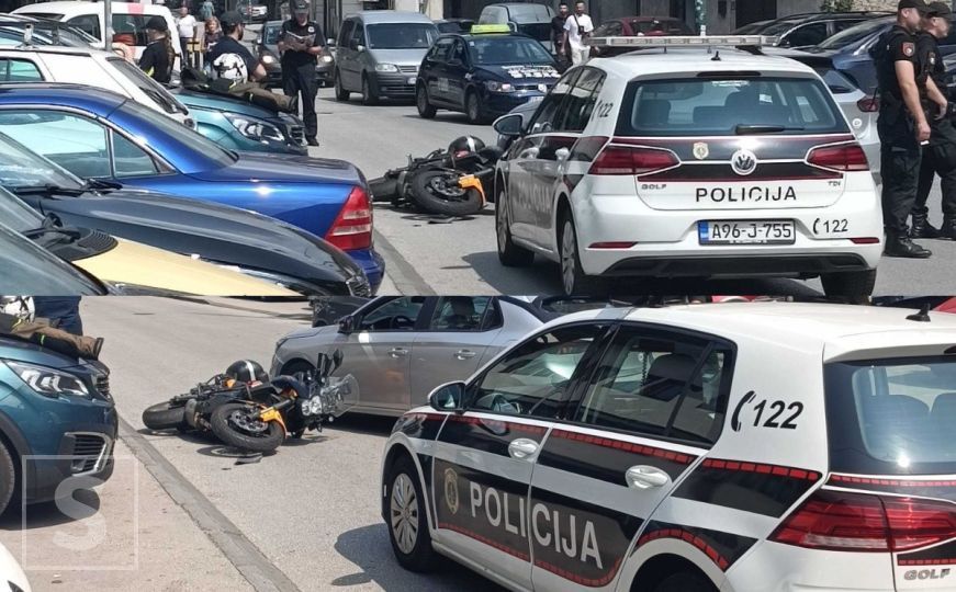 Sudar motocikla i automobila na Baščaršiji, stigli policija i Hitna pomoć