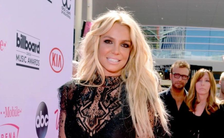 U provodu nakon razvoda: Britney Spears nastavlja sa svojim provokativnim stilom života