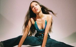 Olivia Rodrigo - bad idea right