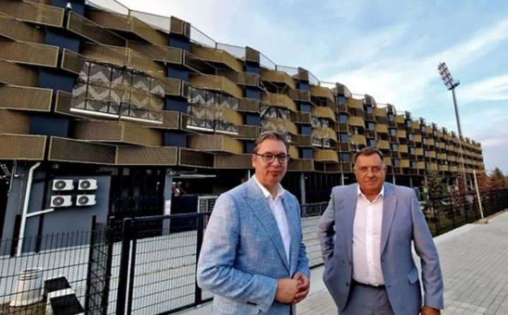 Dodik sa Vučićem obišao novoizgrađeni stadion u Leskovcu: Uspjeh Srbije doživljavam kao svoj