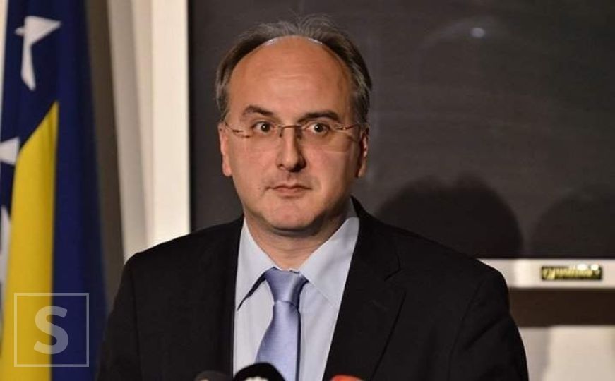 Ambasador BiH u Njemačkoj Damir Arnaut predao akreditivna pisma