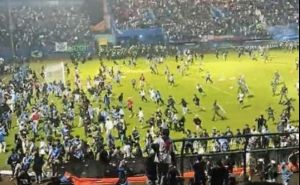 U stampedu sportskih navijača na stadionu u Madagaskaru 12 poginulih
