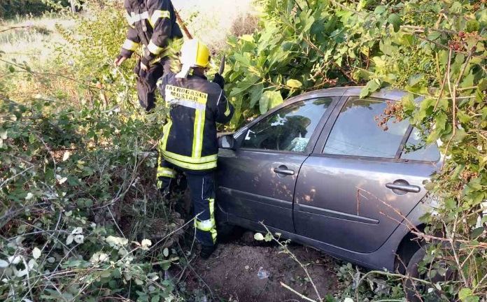 Teška nesreća kod Mostara: Automobil sletio sa ceste, ima povrijeđenih