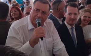 Milorad Dodik se ponovo uhvatio mikrofona