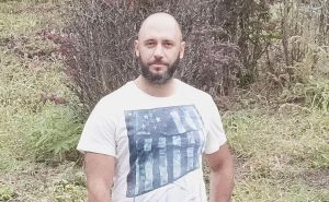 Heroj na djelu: Muškarac uhvatio djevojčicu (3) koja je pala sa petog sprata zgrade