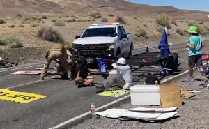 Neredi u Americi: Blokirali put u Nevadi, policija ih nasilno uhapsila