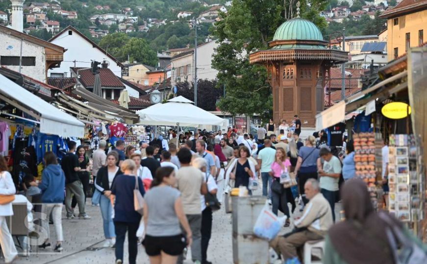 Baščaršija kroz objektiv našeg fotografa: Prošetajte s nama starim dijelom Sarajeva