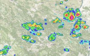 Pratite uživo kretanje oluje: Nevrijeme se očekuje u ovim dijelovima BiH, na snazi žuti meteoalarm