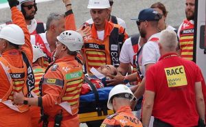 Stravične nesreće u Moto GP-u: Slavni Italijan teško povrijeđen, hitno prebačen u bolnicu