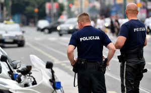 Heroji u plavom: Sarajevski policajci tri kilometra na leđima nosili čovjeka kojem je pozlilo