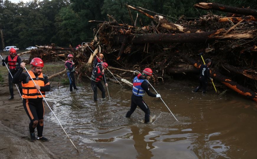 Strašne posljedice oluja i poplava u Grčkoj, Turskoj i Bugarskoj: Poginulo osam osoba