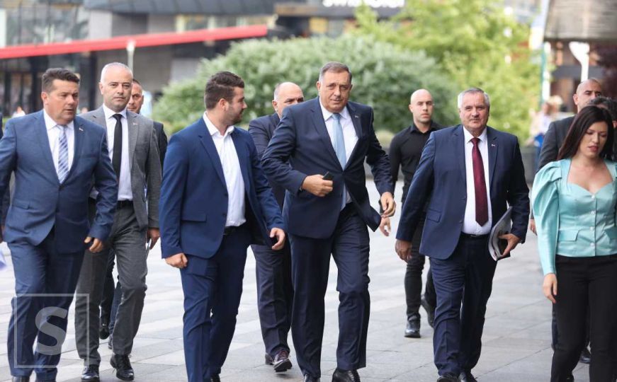 Milorad Dodik nije napustio sastanak s Trojkom, Nikšić: "Nisu otišli ranije, susret je završen"