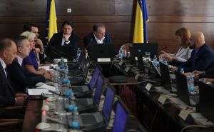Vlada FBiH: Rusmir Isak, sin ministra Rame Isaka, imenovan za novog direktora zatvora u Zenici