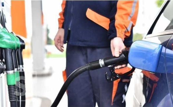 Snimak iz Dalmacije postao viralan: Nećete vjerovati što je ova žena 'obavila' na benzinskoj pumpi