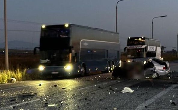 Detalji strašne nesreće: U  sudaru autobusa i automobila četvero stradalih, povrijeđene 53 osobe!