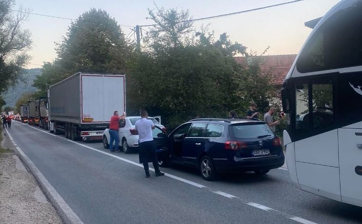 Oglasila se policija o nesreći u BiH: Jedna osoba poginula, među povrijeđenim i maloljetnik