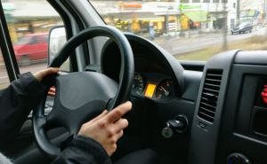 Ovo još niste vidjeli: Vozač prijavio sam sebe za vožnju u suprotnom smjeru