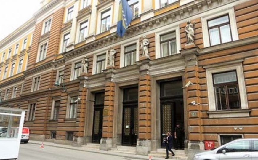 Potvrđena optužnica protiv sarajevskog policajca Edina Velagića - tereti se za primanje dara