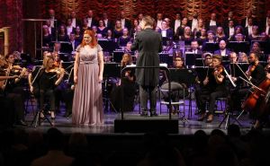 Magična noć u Narodnom pozorištu: Održan 'Gala koncert' povodom 100 godina Sarajevske filharmonije