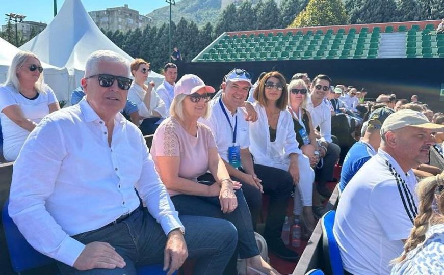 HDZ-ovci i danas na Davis Cupu u Mostaru pa poručuju: 'Srcem uz Bosnu i Hercegovinu'