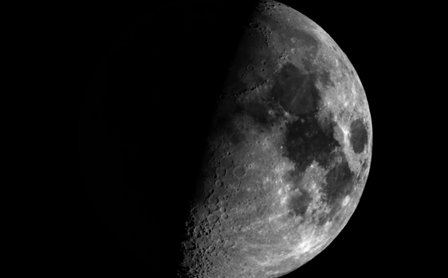 Naučnici tvrde: Vodu na Mjesecu stvara misteriozna skrivena sila