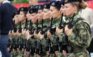 U Srbiji vojnikinje dobijaju poseban donji veš