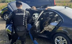 Spriječen obračun Vojvoda i Manijaka: Policija u Doboju zaplijenila 49 palica