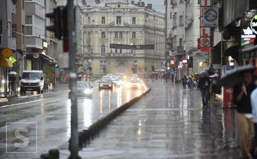 Prvi dan jeseni - kiša i grmljavina: Pogledajte olujno nevrijeme koje je zahvatilo Sarajevo